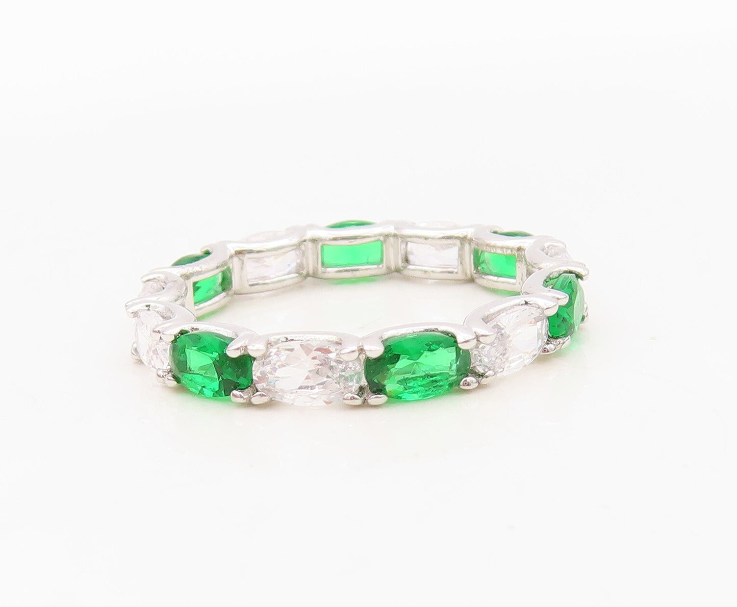 925 Sterling Silver Vintage Ring Oval Green & White CZ 360 Band  Sz 7  RG30408