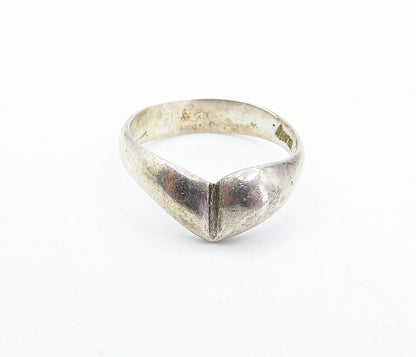 925 Sterling Silver  Vintage Dark Tone Smooth Pointed Band Ring Sz 8  RG5116
