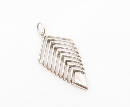 925 Sterling Silver  Vintage Graduated Openwork Pointed Drop Pendant  PT21658