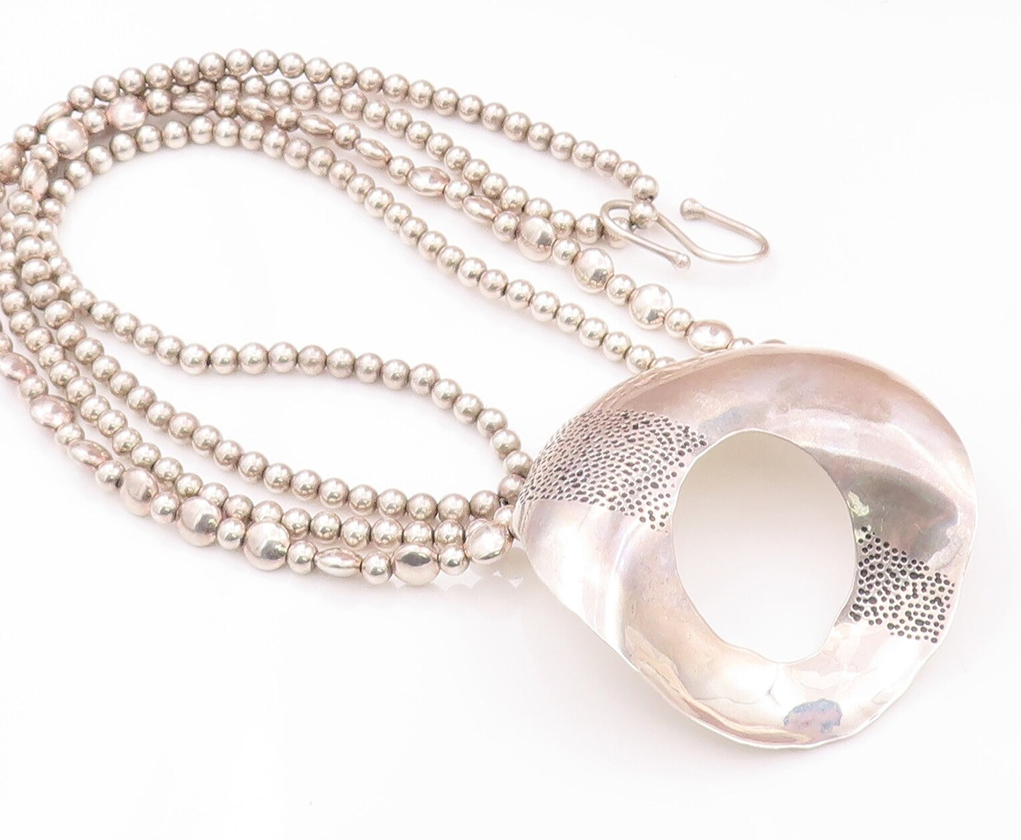 925 Sterling Silver Vintage Necklace Designer Beaded Chain Large Doughnut NE4279