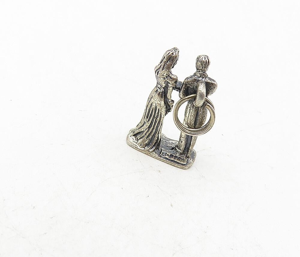 925 Sterling Silver  Vintage Oxidized Married Couple Statue Pendant  PT6582