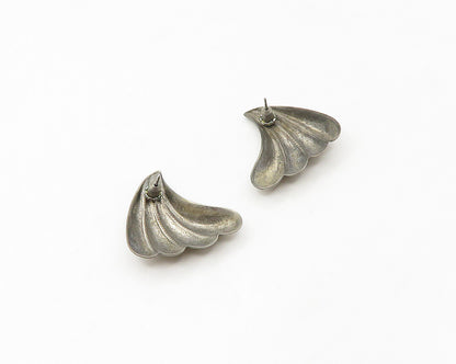 925 Sterling Silver  Vintage Dark Tone Twist Fluted Wing Drop Earrings  EG8848