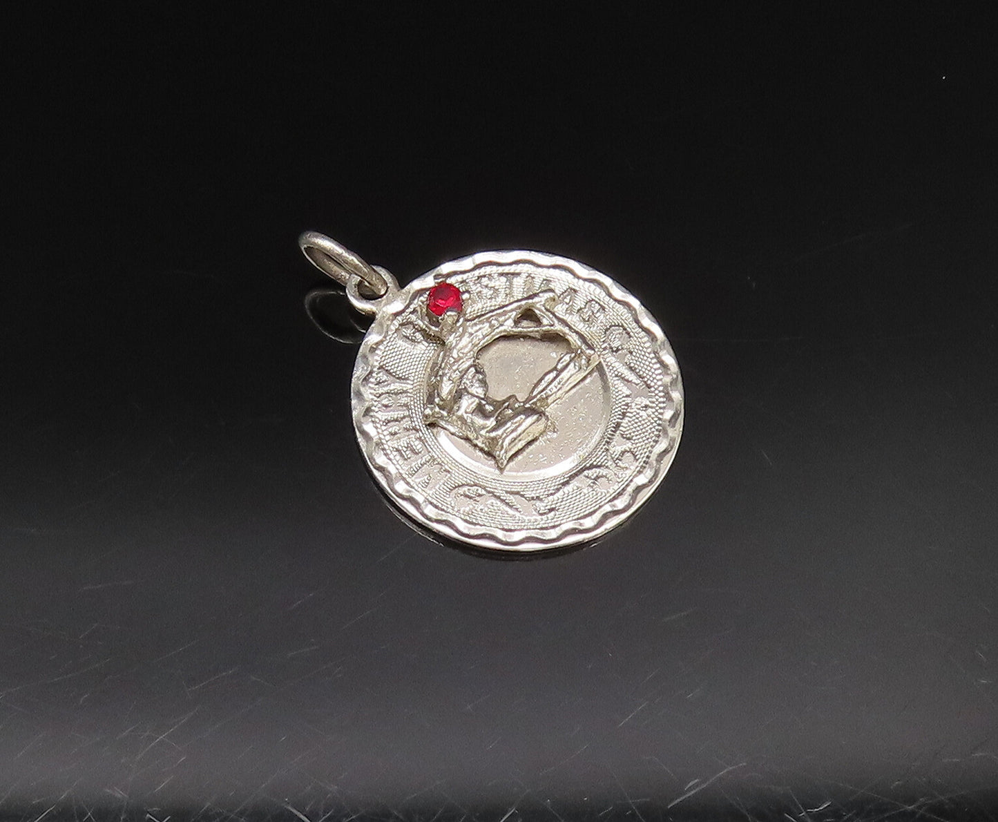 925 Silver  Vintage Engraved Merry Christmas Garnet Medal Pendant  PT21096