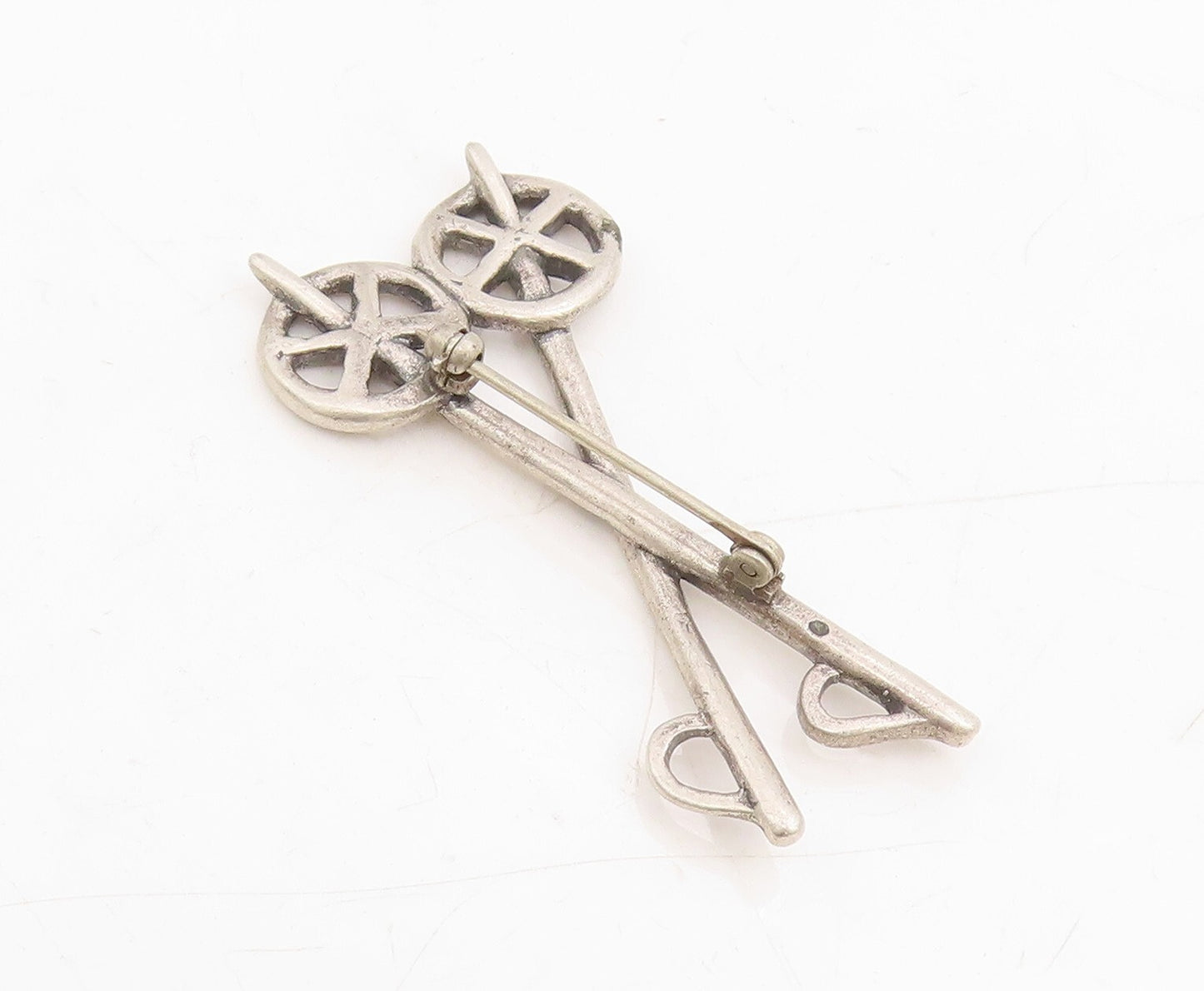 925 Sterling Silver Vintage Brooch Solid Cutout Skiing Sticks  BP11494