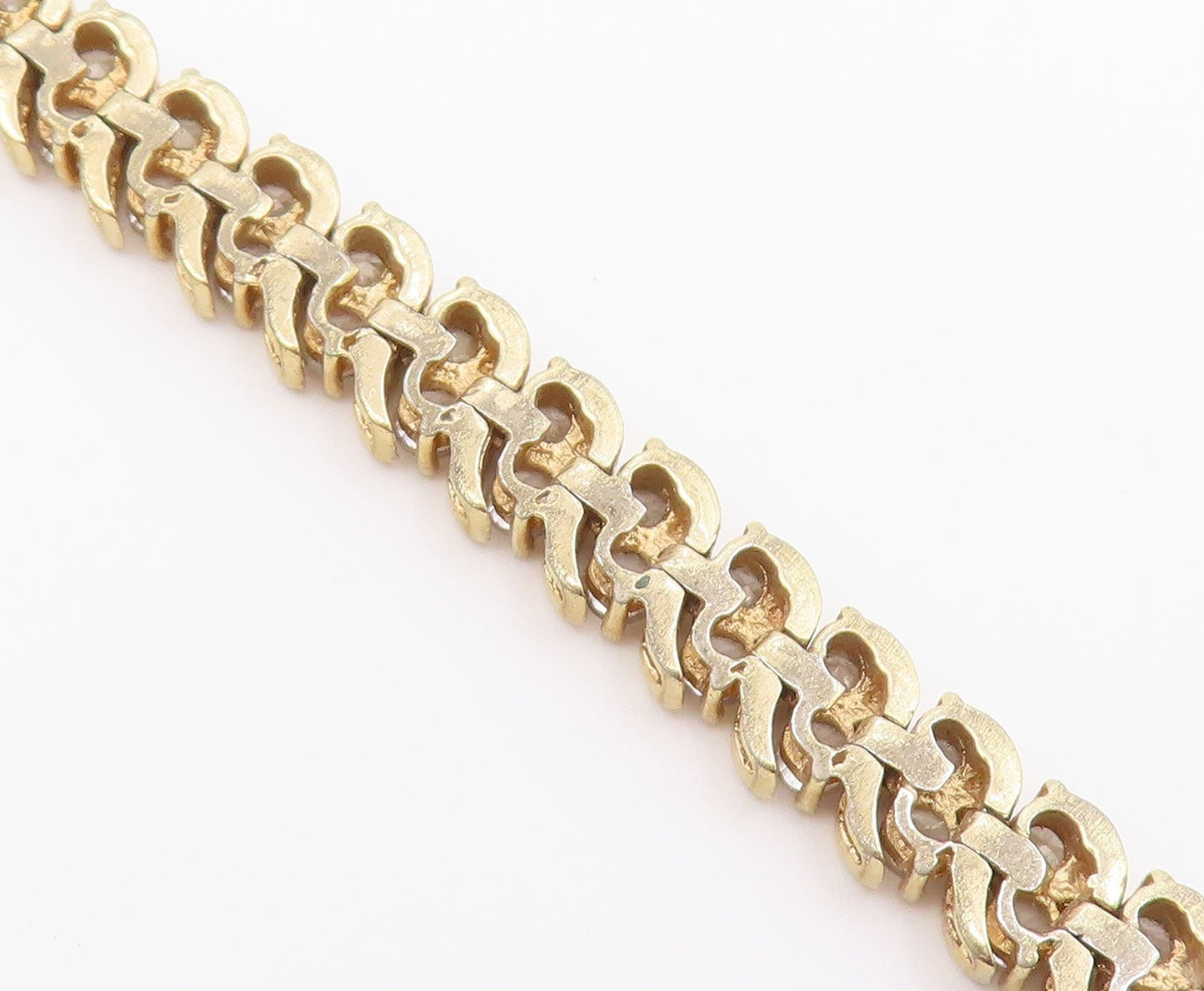 925 Sterling Silver  Petite Topaz Gold Plated Swirl Chain Bracelet  BT5244