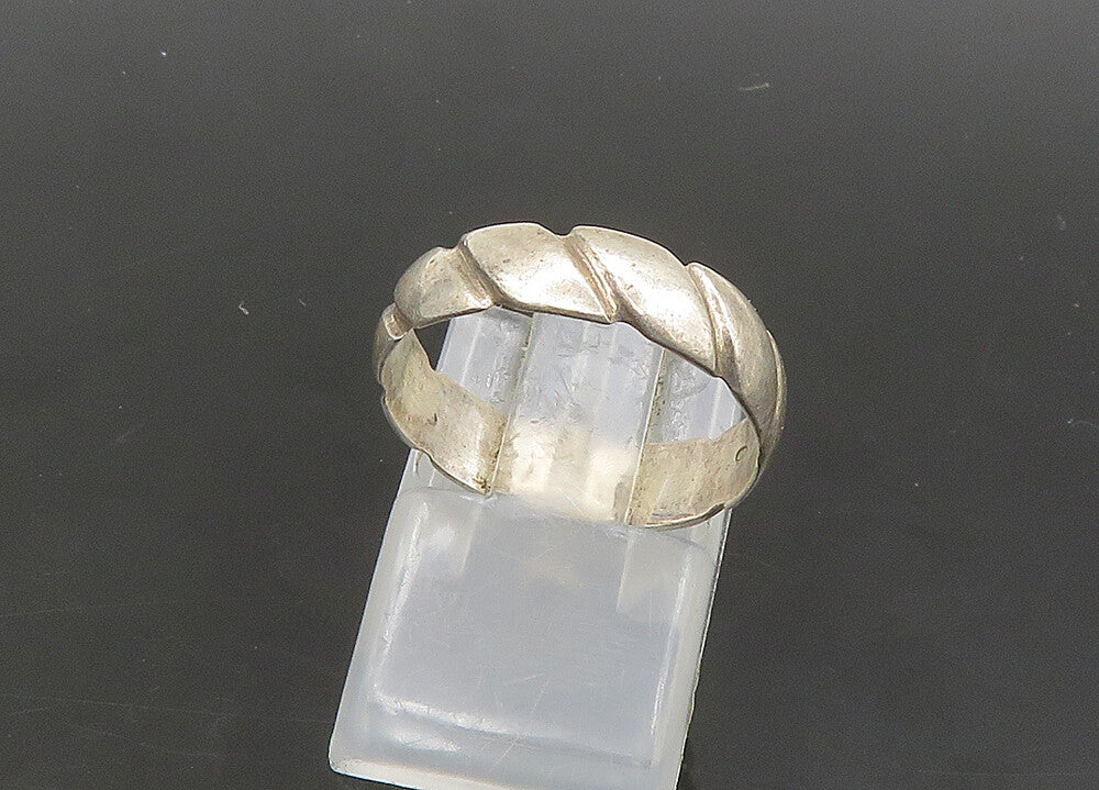RUSSIA 925 Sterling Silver  Vintage Shiny Twist Band Ring Sz 6.5  RG21871