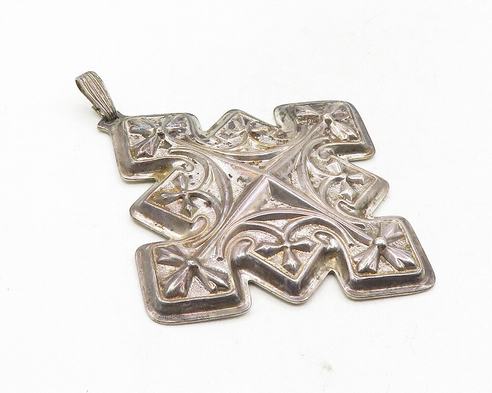REED & BARTON 925 Silver  Vintage Dark Tone Christmas Cross Pendant  PT7879