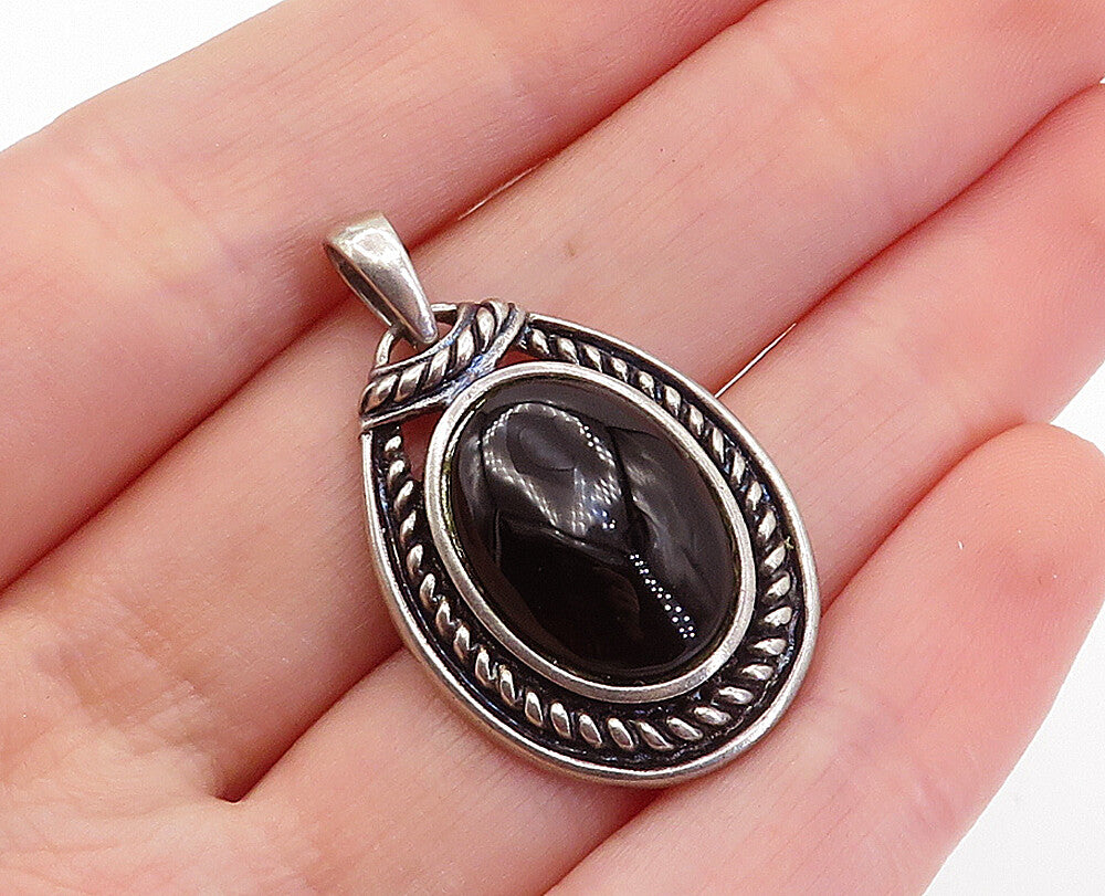 925 Sterling Silver  Vintage Cabochon Cut Black Onyx Twist Pendant  PT2565