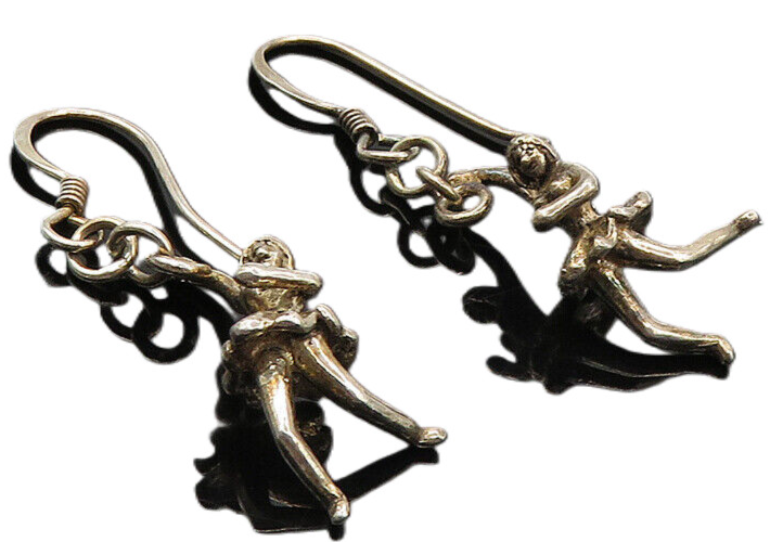 925 Sterling Silver  Vintage Petite Ballet Dancer Motif Dangle Earrings EG4884
