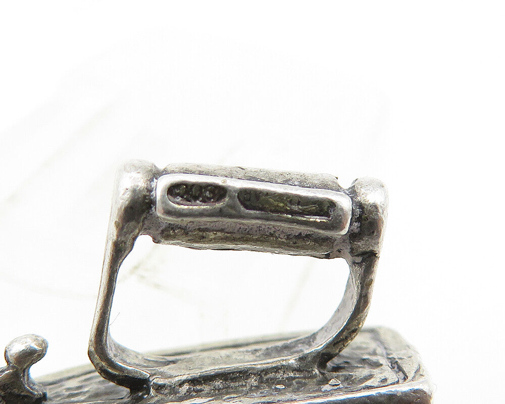 925 Sterling Silver  Vintage Petite Old Fashioned Iron Table Trinket  TR1822