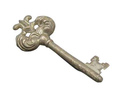 BEAU 925 Sterling Silver  Vintage Dark Tone Key Motif Brooch Pin  BP8572