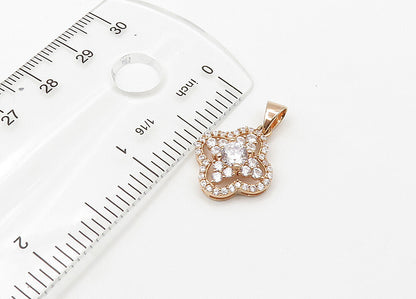 925 Sterling Silver  Vintage Cubic Zirconia Flower Motif Pendant  PT17253