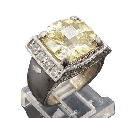 925 Sterling Silver  Vintage Yellow CZ Halo White CZ Solid Ring Sz 6  RG27384