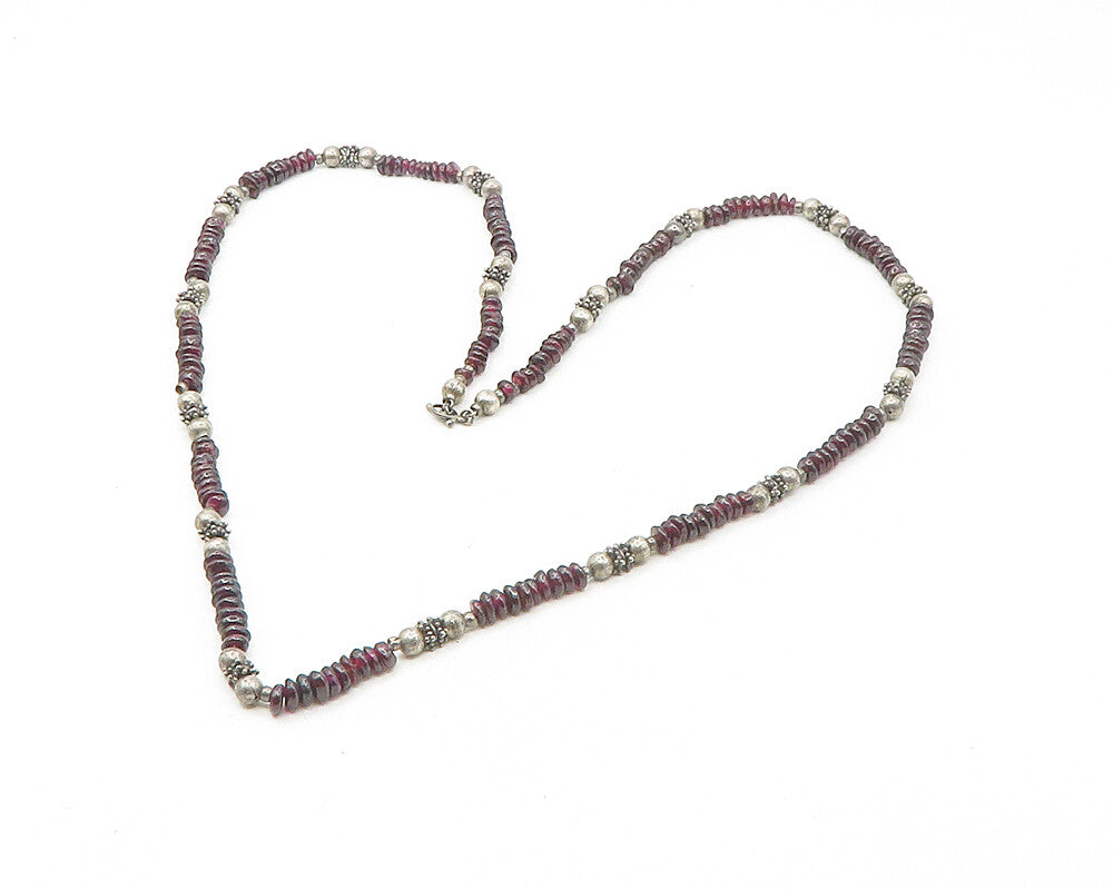 925 Sterling Silver  Vintage Garnet Beaded Pattern Chain Necklace  NE2911