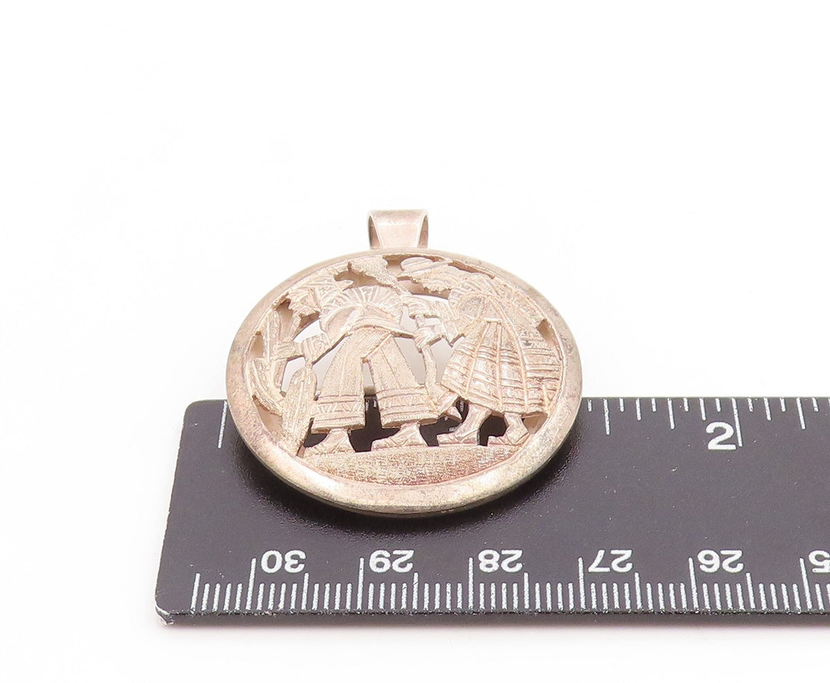 925 Sterling Silver Vintage Brooch Pin Carved Andean Family Portrait  BP12266