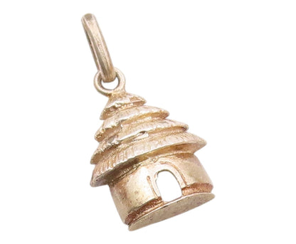 925 Sterling Silver  Vintage Petite Hut House Motif Pendant  PT18956