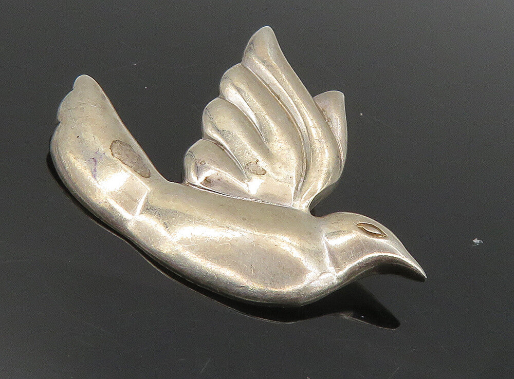 925 Sterling Silver  Vintage Shiny Petite Flying Dove Motif Pendant  PT6553