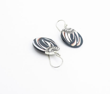 925 Sterling Silver  Vintage Enamel Pattern Round Dangle Earrings  EG3118