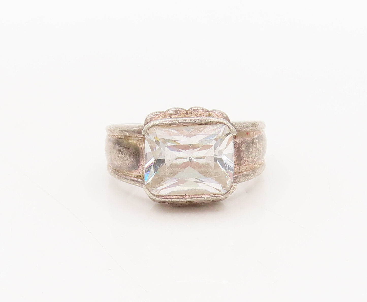 925 Sterling Silver  Vintage CZ Beaded Raised Bordered Ring Sz 6.5  RG27310