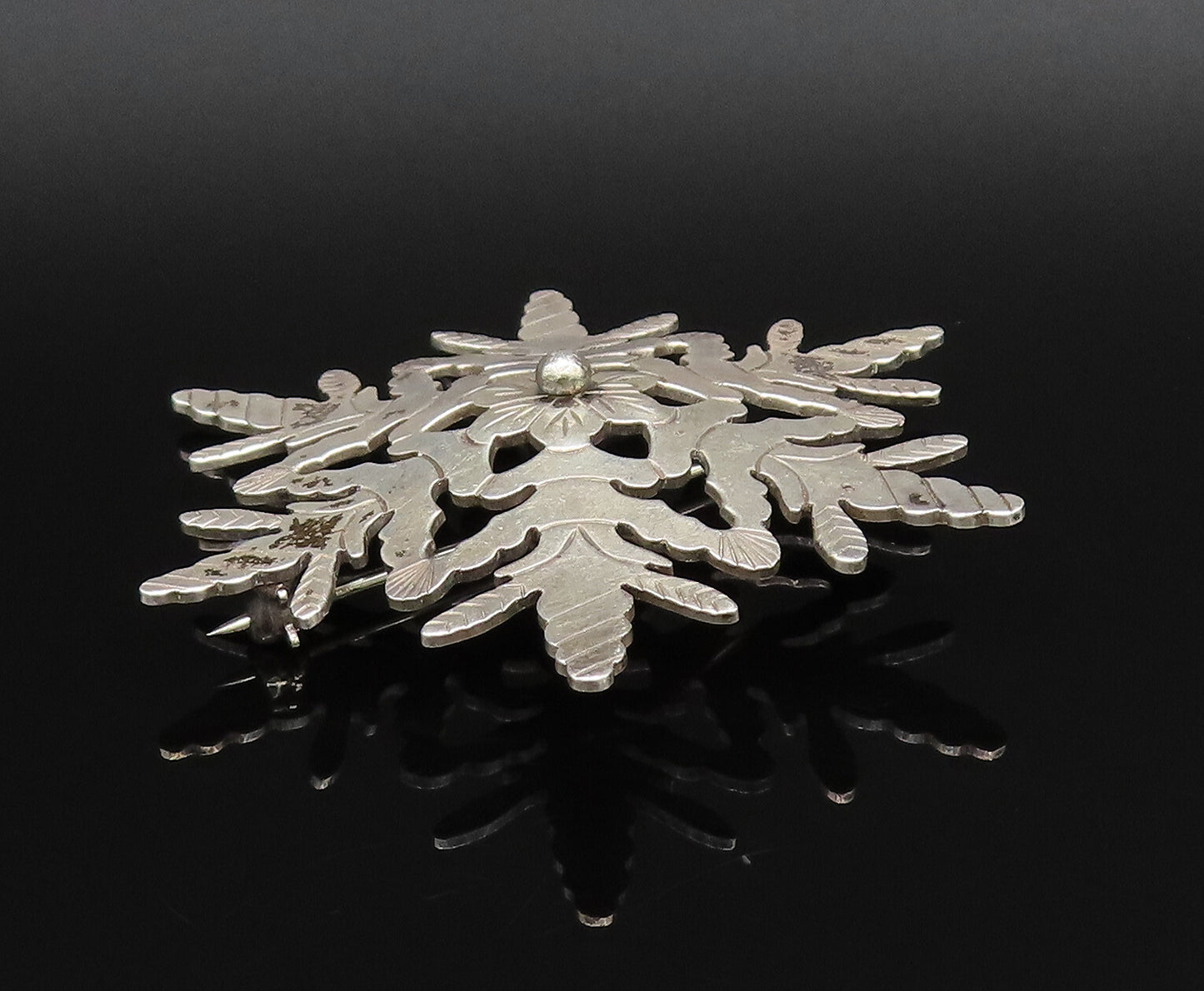 DESIGNER 925 Sterling Silver Vintage Floral Snowflake Dome Brooch Pin BP9865