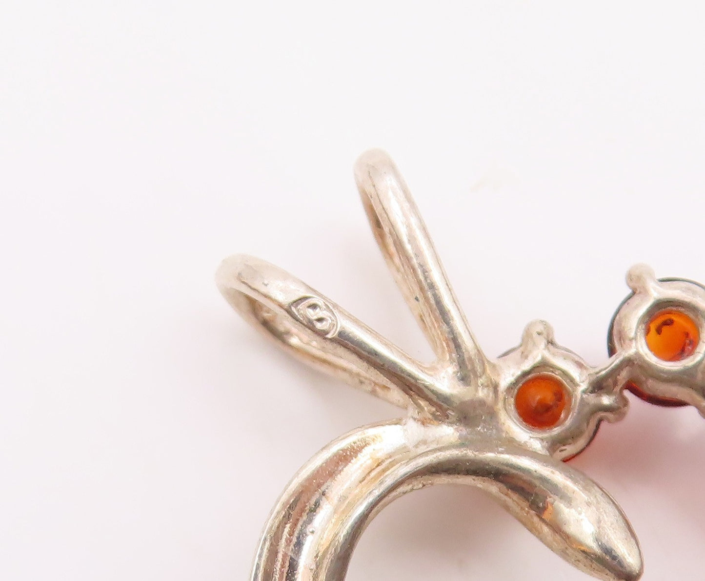 925 Sterling Silver  Vintage Cabochon Amber Open Love Heart Pendant  PT17998