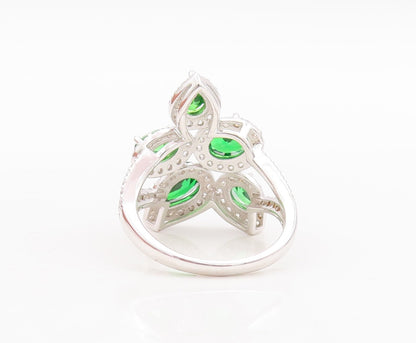 925 Sterling Silver Vintage Ring Drop Oval Cut Green Halo White CZ  Sz 7 RG29350