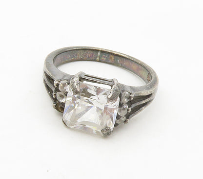 925 Sterling Silver  Vintage Cubic Zirconia Dark Tone Band Ring Sz 7  RG16629