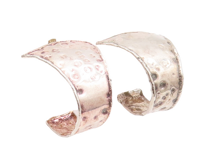 925 Sterling Silver Vintage Earrings Brutalist Dent Effect J Hoop  EG13137