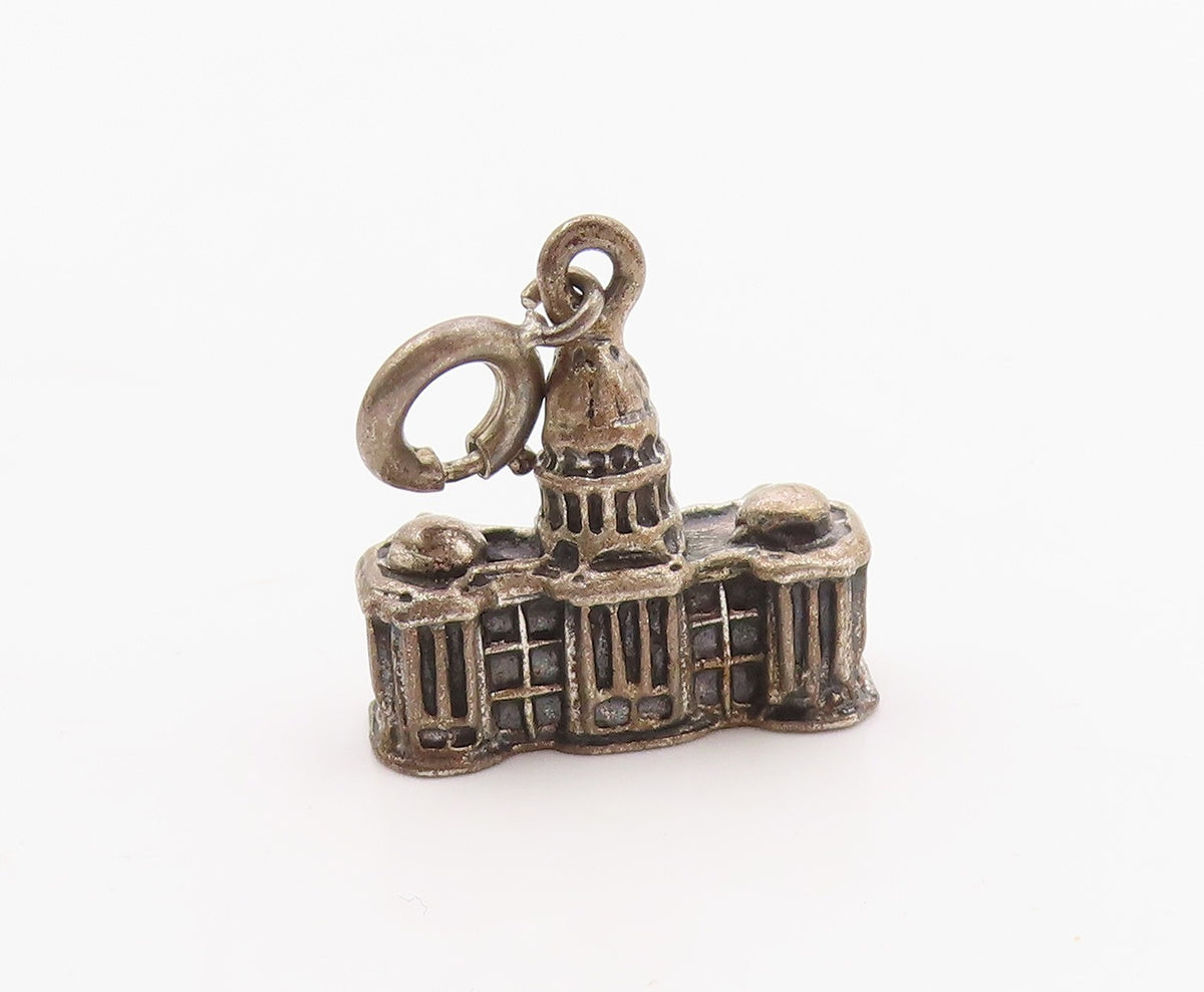925 Sterling Silver  Vintage Capitol Building Dark Tone Pendant  PT16915