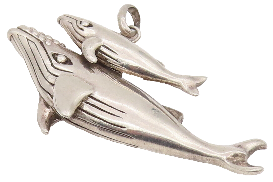 925 Sterling Silver  Vintage Baby & Mommy Swimming Whale Pendant  PT22185
