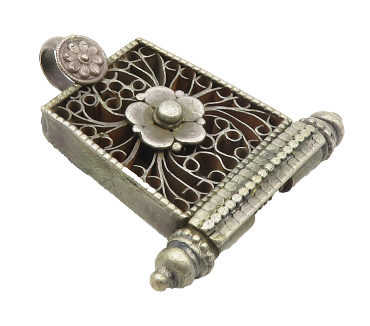 925 Sterling Silver  Vintage Dark Tone Open Floral Design Pendant  PT7788