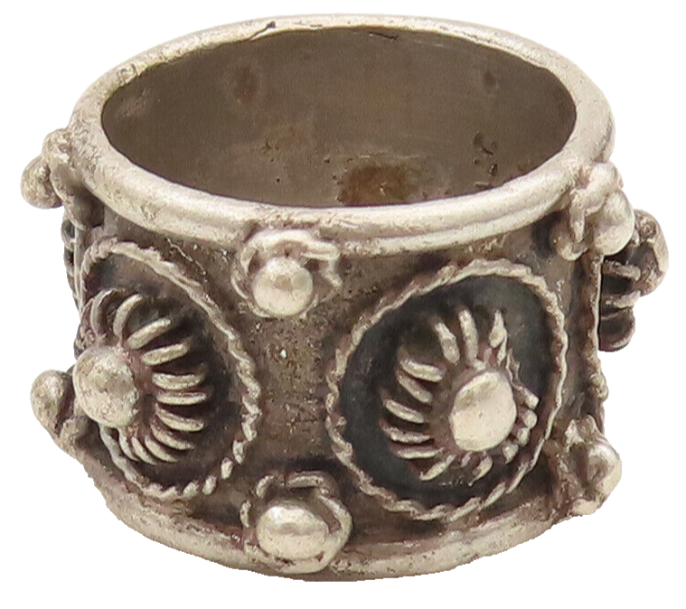 MEXICO 925 Silver  Vintage Raised Edge Floral Beaded Detail Ring Sz 5  RG26504