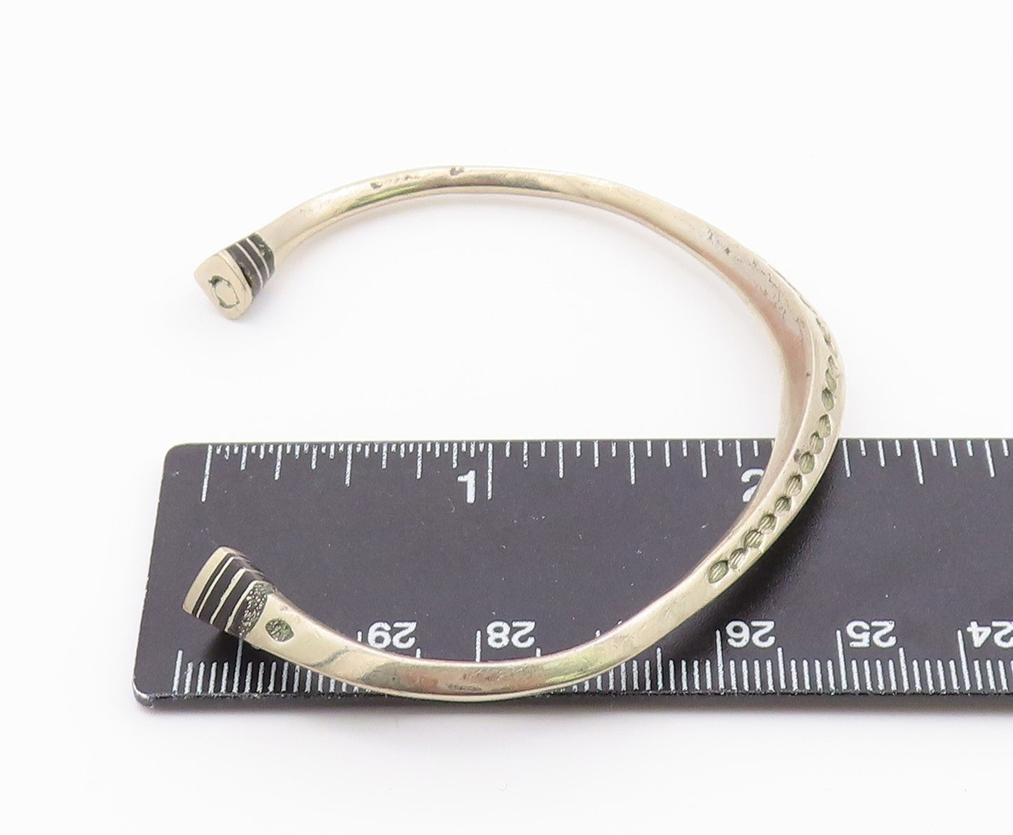 925 Sterling Silver  Vintage Inlaid Black Onyx Ends Cuff Bracelet  BT8383