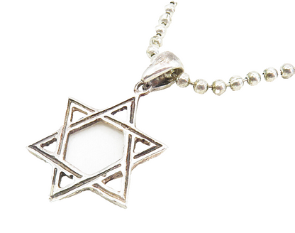 925 Sterling Silver  Vintage Shiny Open Star Of David Chain Necklace  NE1519