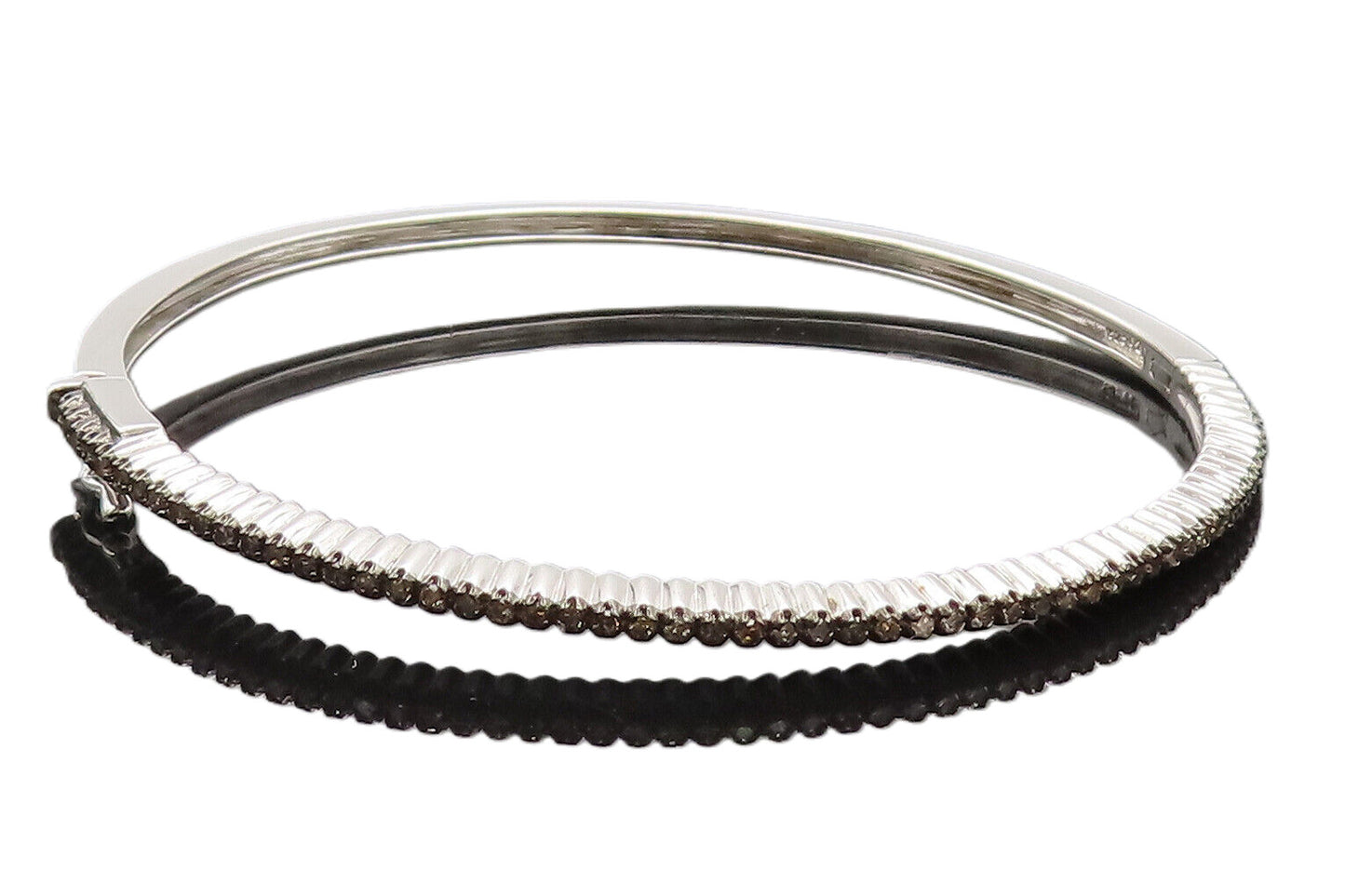 925 Sterling Silver Vintage Genuine Champagne Diamonds Bangle Bracelet BT9987