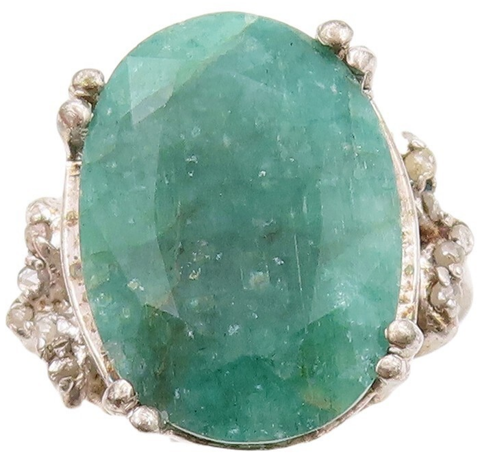 925 Sterling Silver Vintage Ring Diamonds Oval Cut Green Gemstone  Sz 8  RG30208
