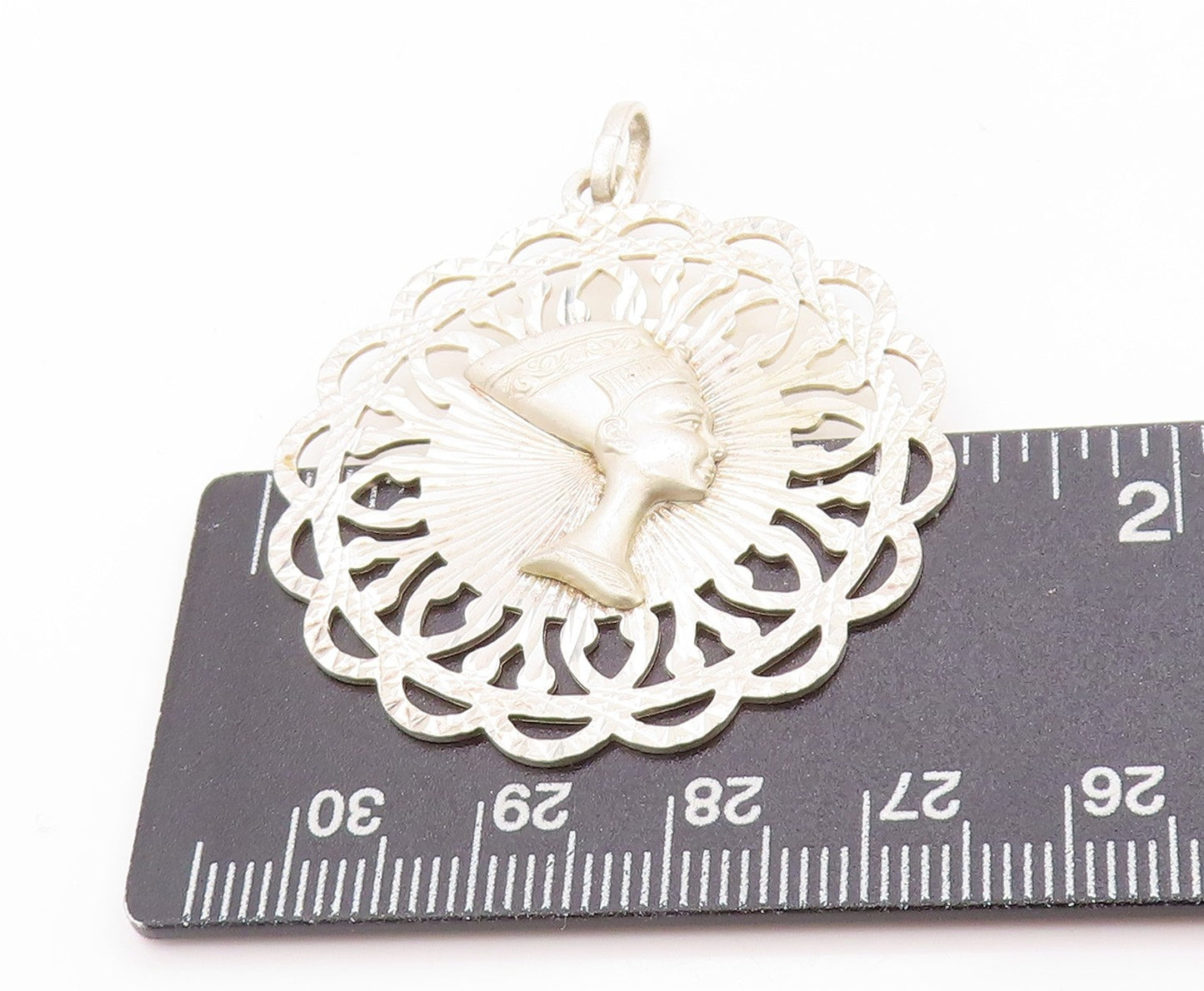 925 Sterling Silver Vintage Pendant Egyptian Queen Nefertiti Cut Out  PT25096