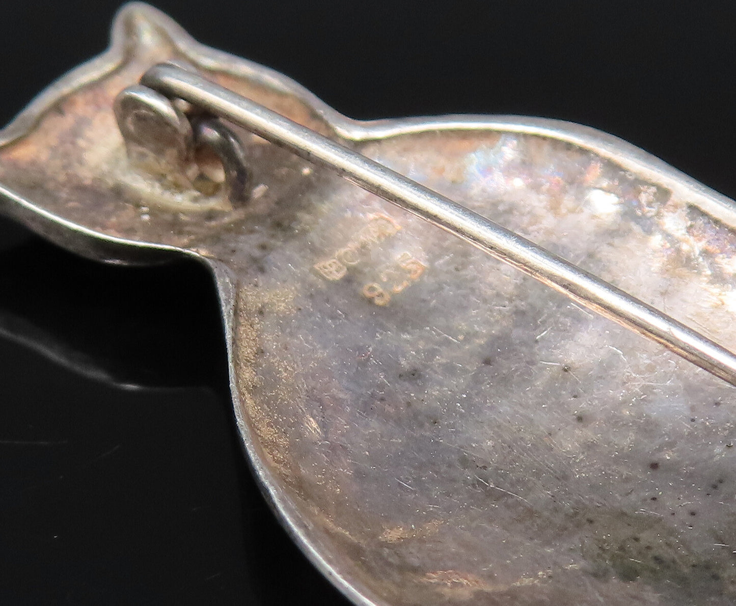 BOMA 925 Sterling Silver Vintage Carved Serious Sitting Cat Brooch Pin BP9926