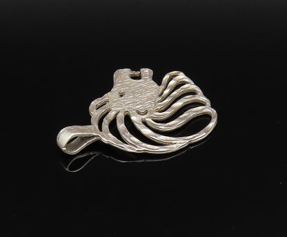 925 Sterling Silver  Vintage Openwork Textured Lion Head Pendant  PT21446