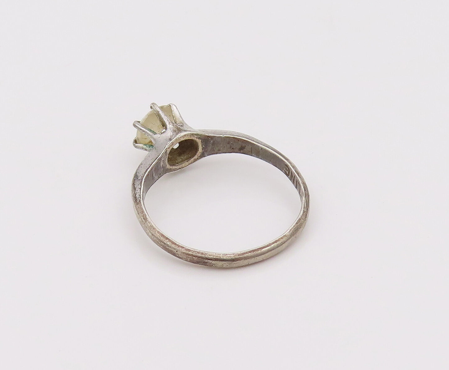 925 Silver  Vintage Antique Minimalist Cubic Zirconia Ring Sz 6.5  RG26519