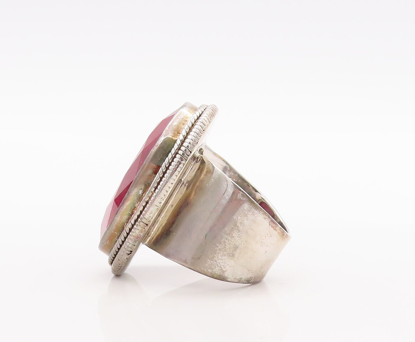 925 Sterling Silver Vintage Ring Large Oval Cut Red Gemstone  Sz 7.5  RG29524