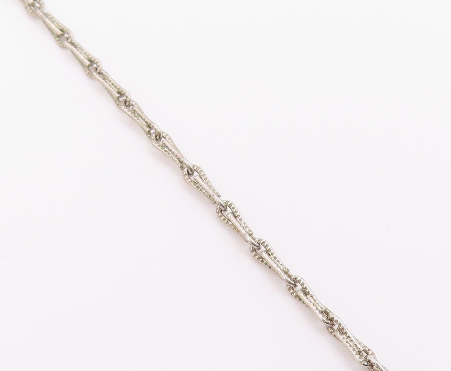 925 Silver  Vintage Dainty Cubic Zirconia Open Love Heart Necklace  NE3949