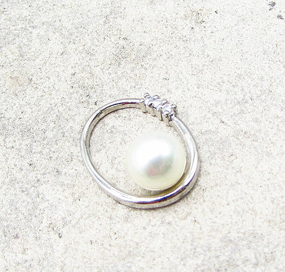 925 Sterling Silver  Freshwater Pearl & Cubic Zirconia Slider Pendant  PT1523