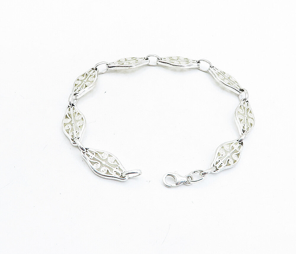 925 Sterling Silver  Petite Open Swirl Twist Detail Chain Bracelet  BT2627