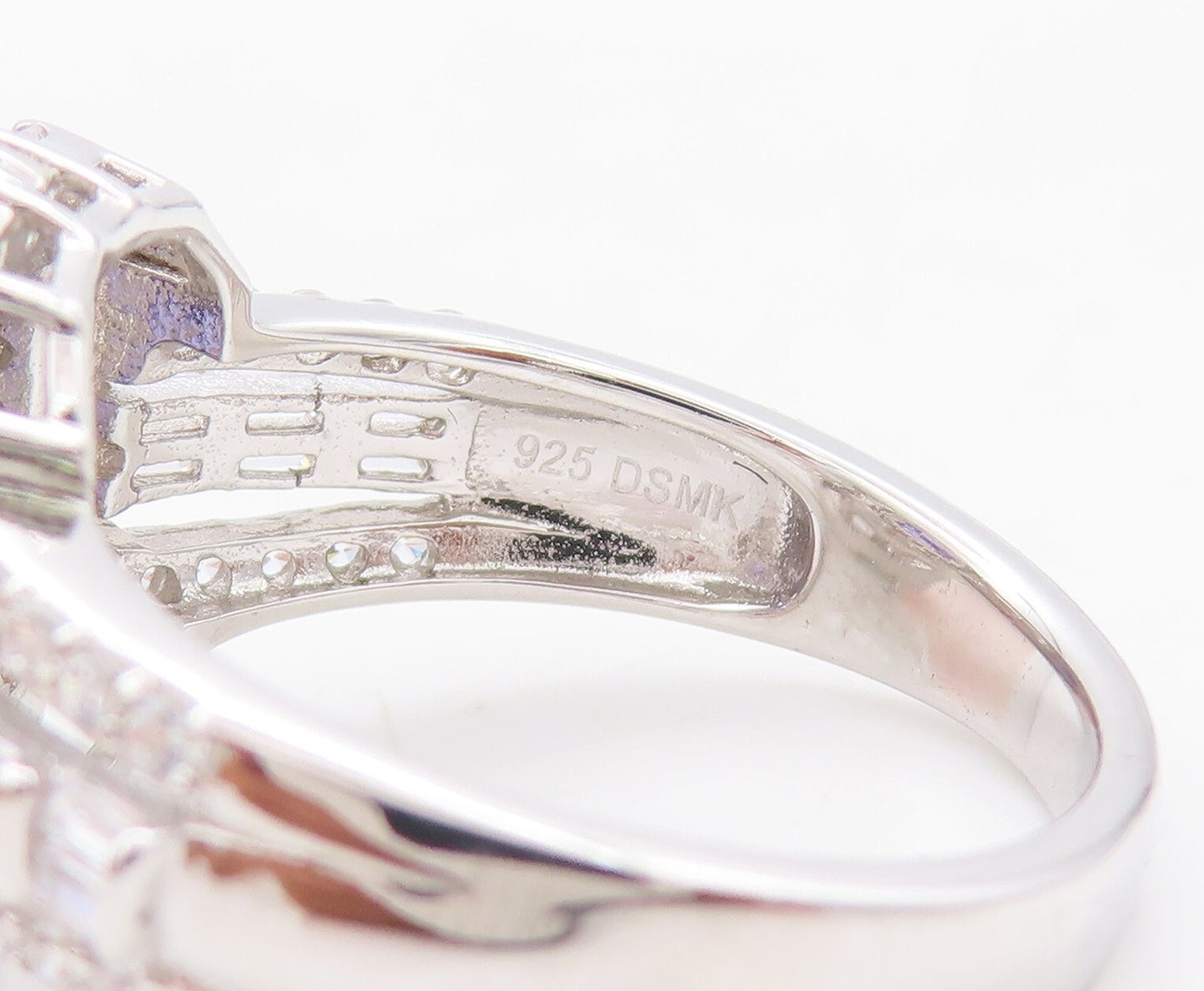 925 Sterling Silver Vintage Ring Rectangle Blue & White CZ Inlay  Sz 7  RG29797