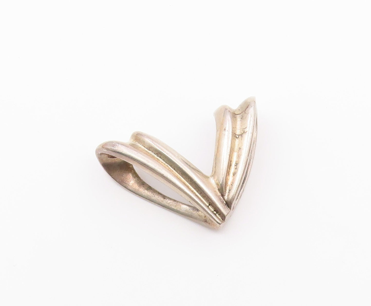 925 Sterling Silver  Vintage Designer Carved Swirled Heart Pendant  PT22386