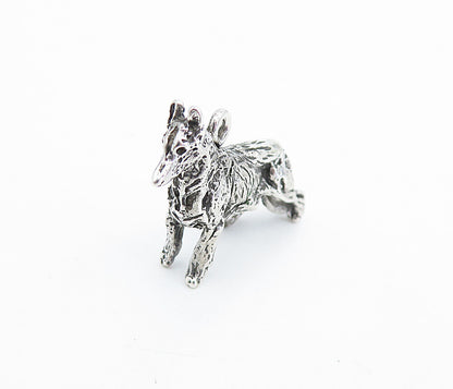 925 Sterling Silver  Vintage Petite Dark Tone Sculpted Dog Pendant  PT5258