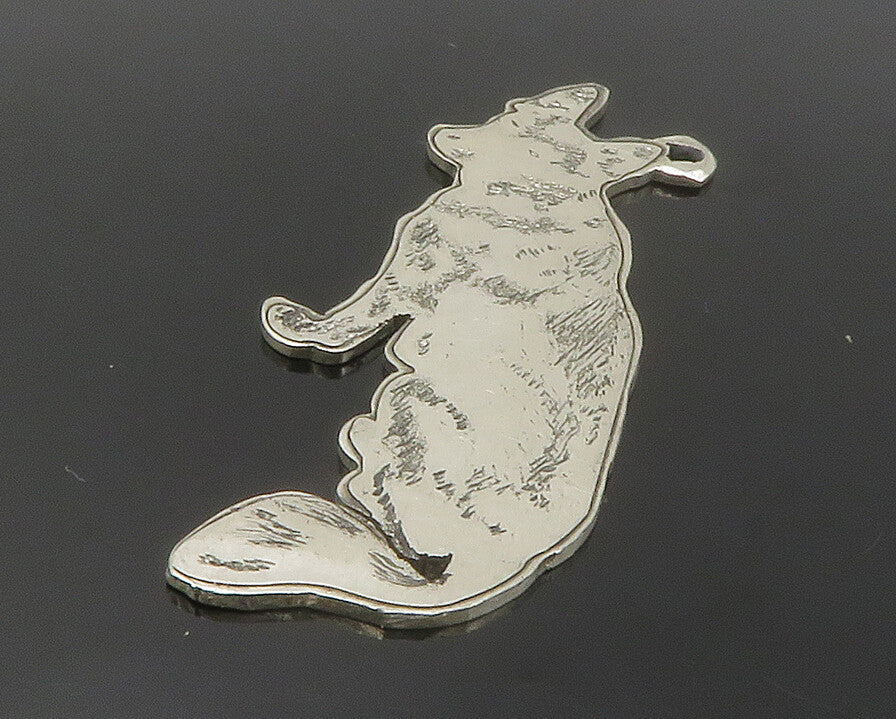 925 Sterling Silver  Vintage Sitting Wolf Etched Detail Animal Pendant PT10095