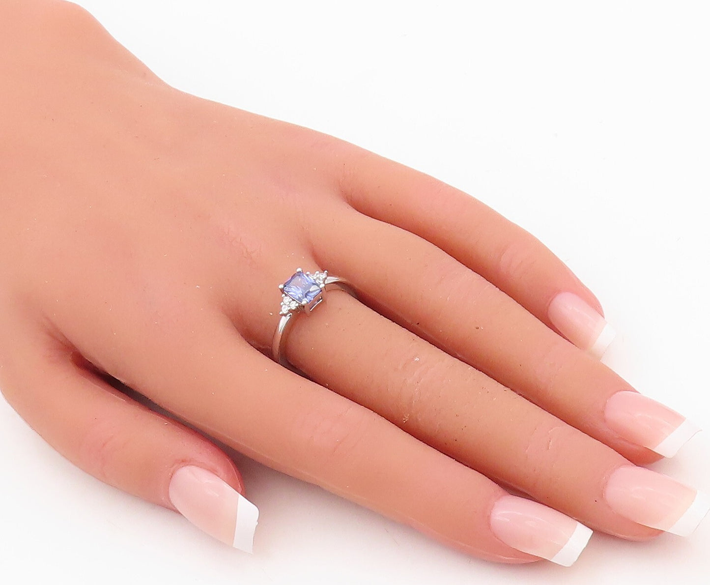 925 Sterling Silver Vintage Ring Rectangle Cut Blue & White CZ  Sz 7  RG30044