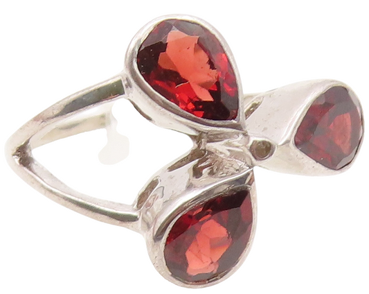 925 Sterling Silver Vintage Ring Elegant Pear Cut Garnet Flower  Sz 7  RG36567